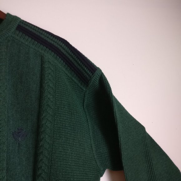 Double Faced Green Sweater Mde in Austria 100%Merino Wool upper 100%Cotton inner - Picture 4 of 8